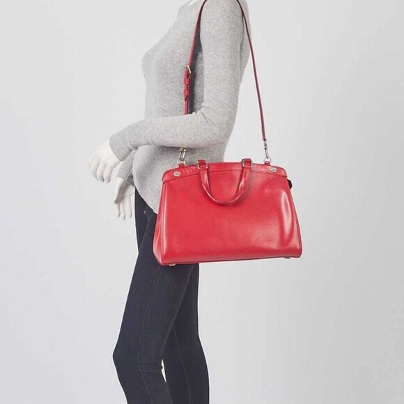 Louis Vuitton Coquelicot Epi Leather Brea MM Bag - Picture 2 of 12